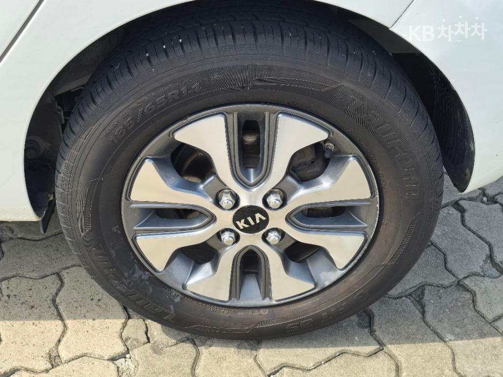 2016 - kia morning