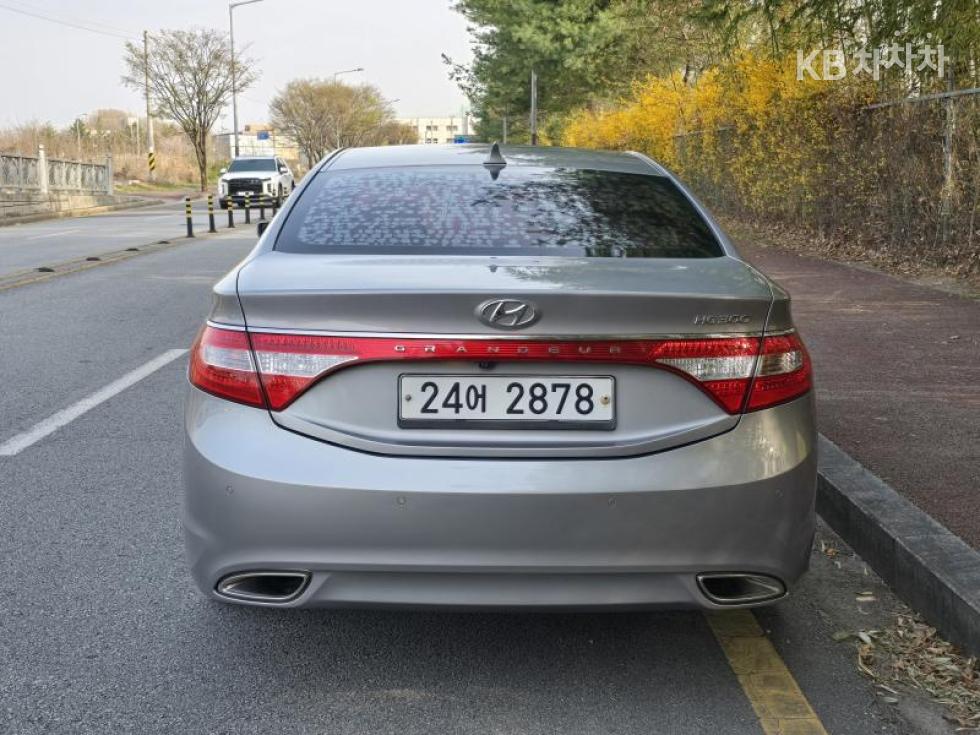 Hyundai Grandeur — miniaturë 4