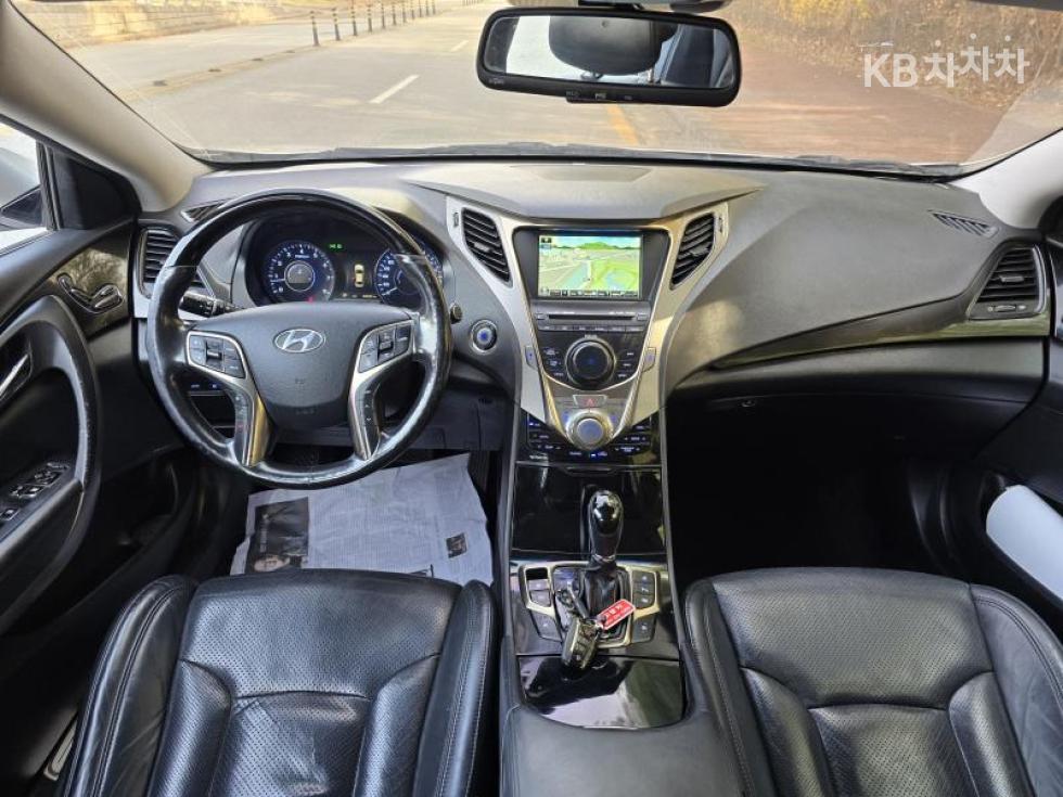 Hyundai Grandeur — miniaturë 10