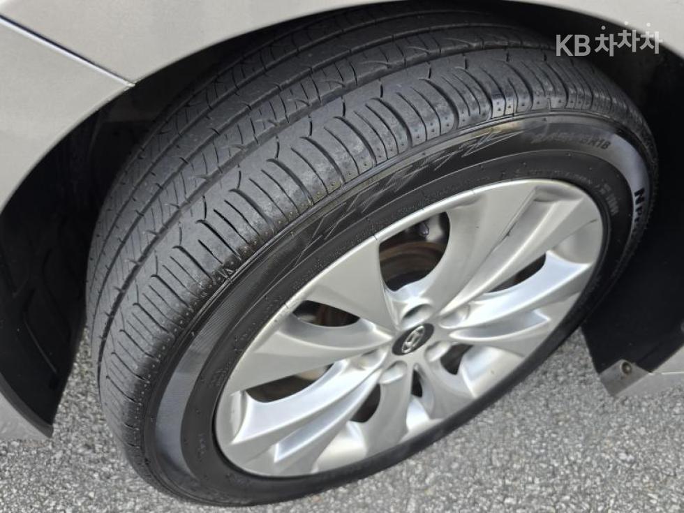Hyundai Grandeur — miniaturë 20