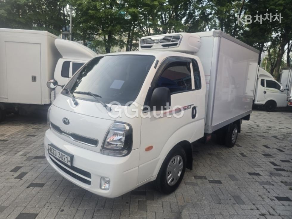 2020 - kia bongo iii