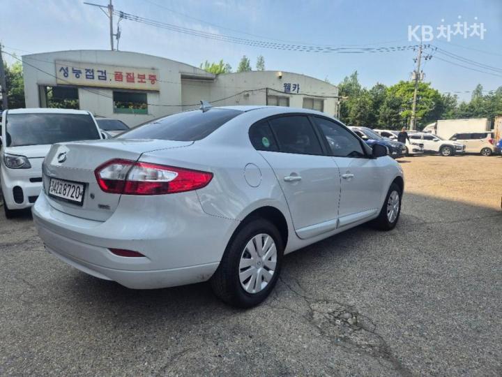 Renault SM3 Neo PE 5