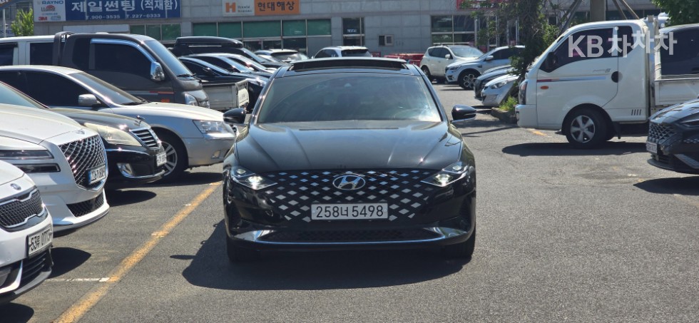 Hyundai Grandeur — miniaturë 2