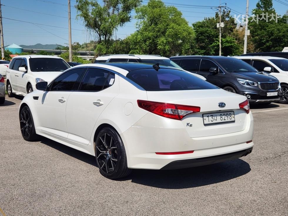 2011 - kia k5