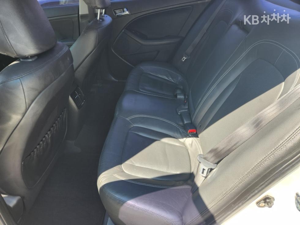 2011 - kia k5