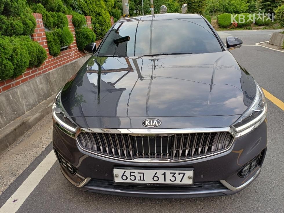 2018 - kia k7