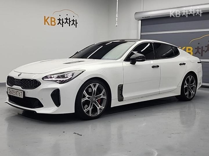 Kia Stinger 3.3 Turbo 2WD GT 2