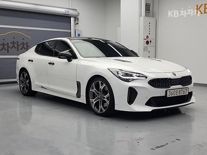 Kia Stinger 3.3 Turbo 2WD GT 5