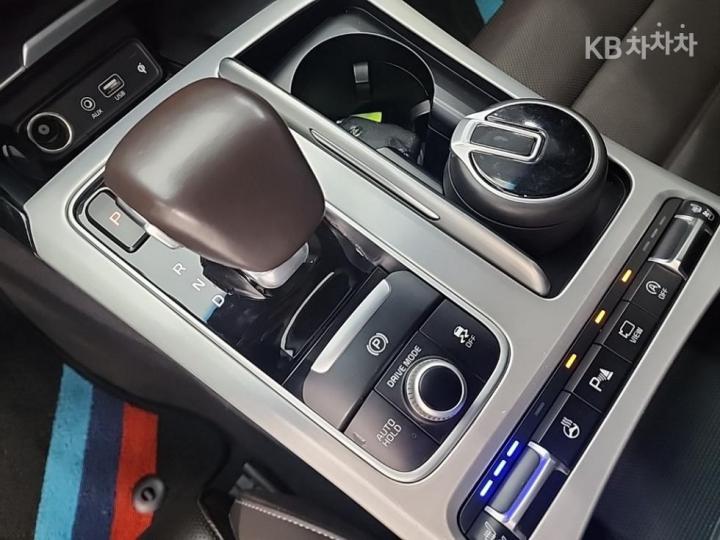 Kia Stinger 3.3 Turbo 2WD GT 9