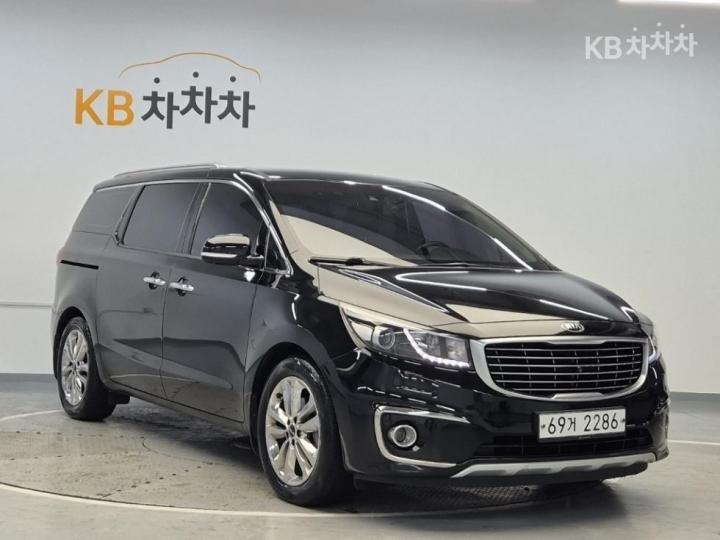 Kia Carnival 2.2 Diesel Limousine President 2