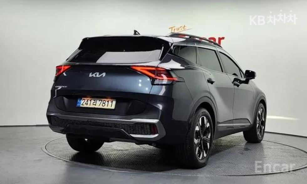 2023 - kia sportage