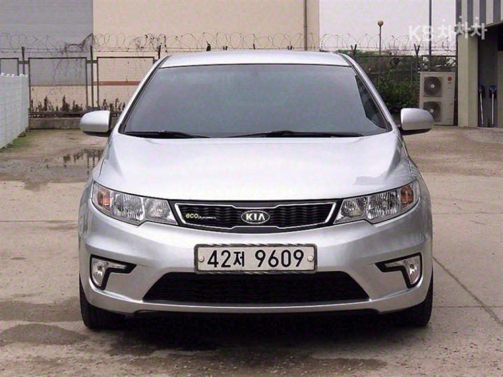 Kia Forte 1.6 Hybrid LPI HEV Base Type 2