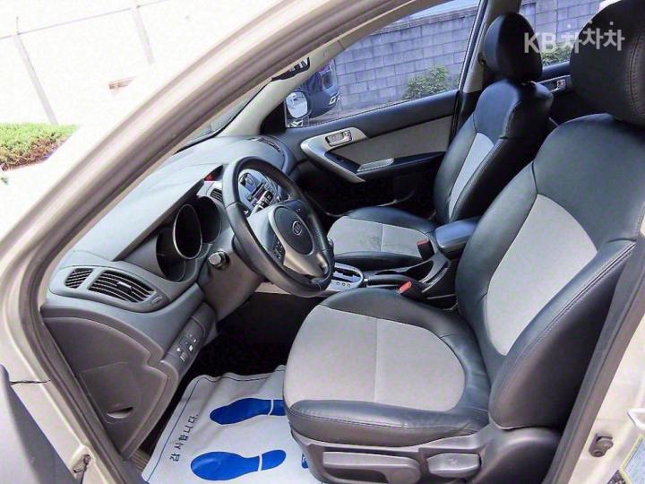 Kia Forte 1.6 Hybrid LPI HEV Base Type 6