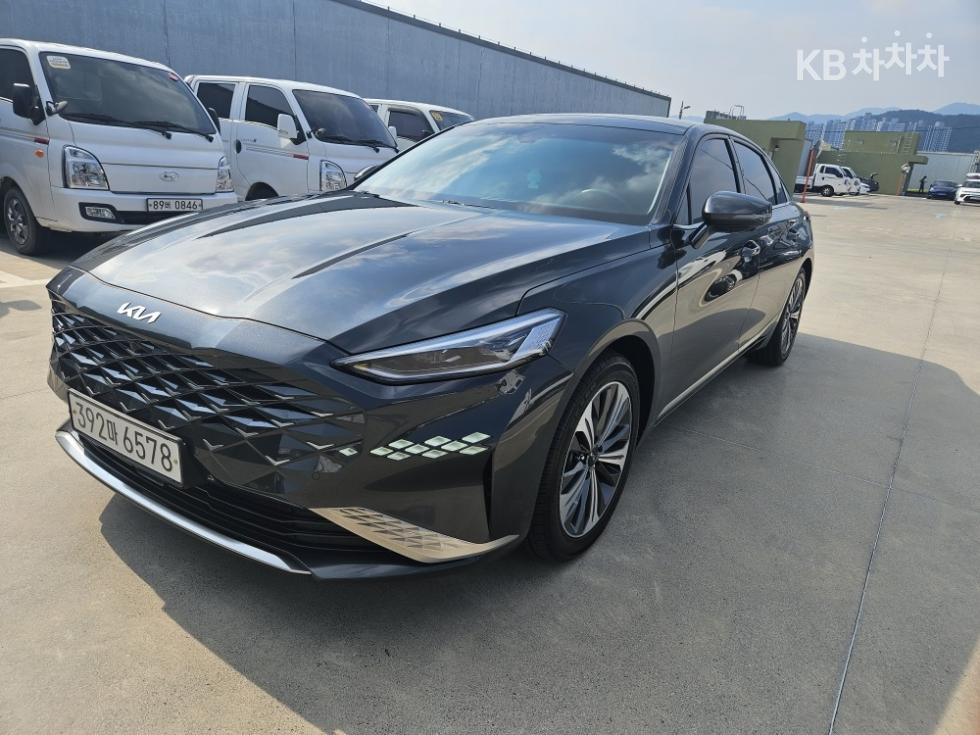 Kia K8 — miniaturë 2