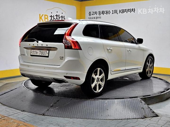 Volvo XC60 D5 2.4 Inscription 7
