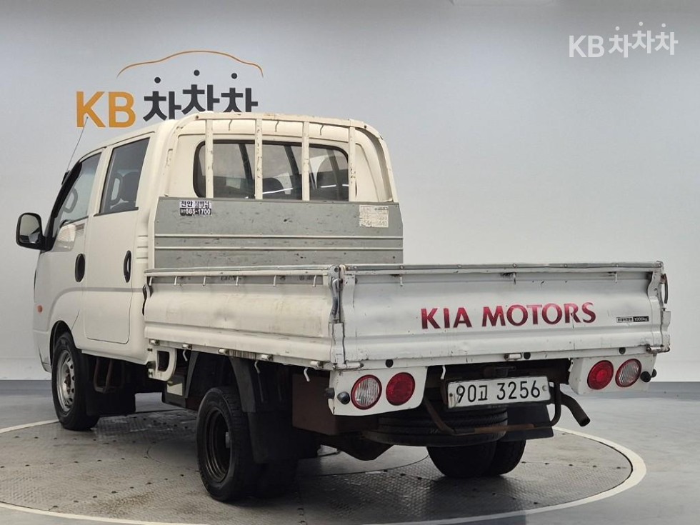 2014 - kia bongo iii