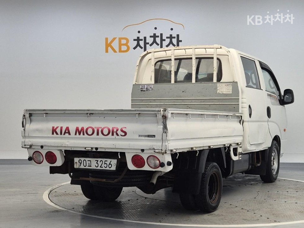 2014 - kia bongo iii