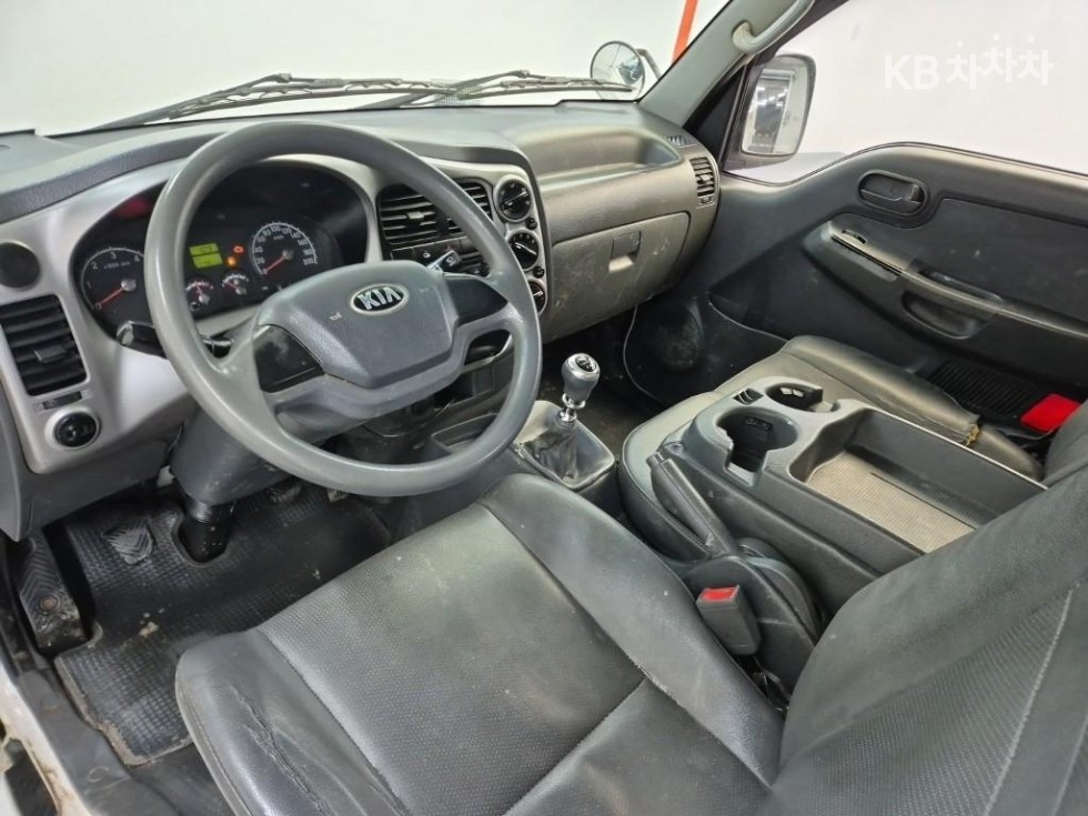 2014 - kia bongo iii