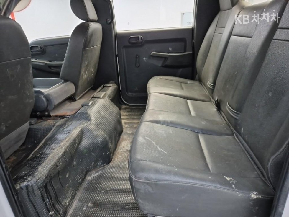 2014 - kia bongo iii