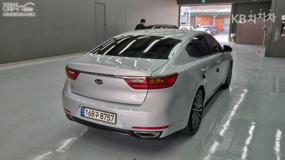 2017 - kia k7