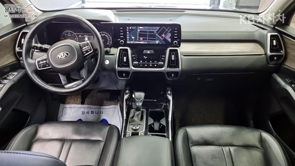 2021 - kia sorento