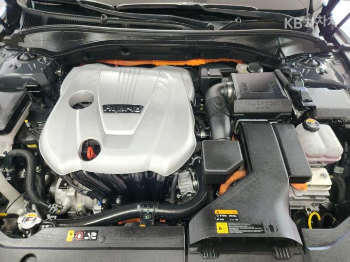 Hyundai Grandeur IG Hybrid Exclusive Base Type 7