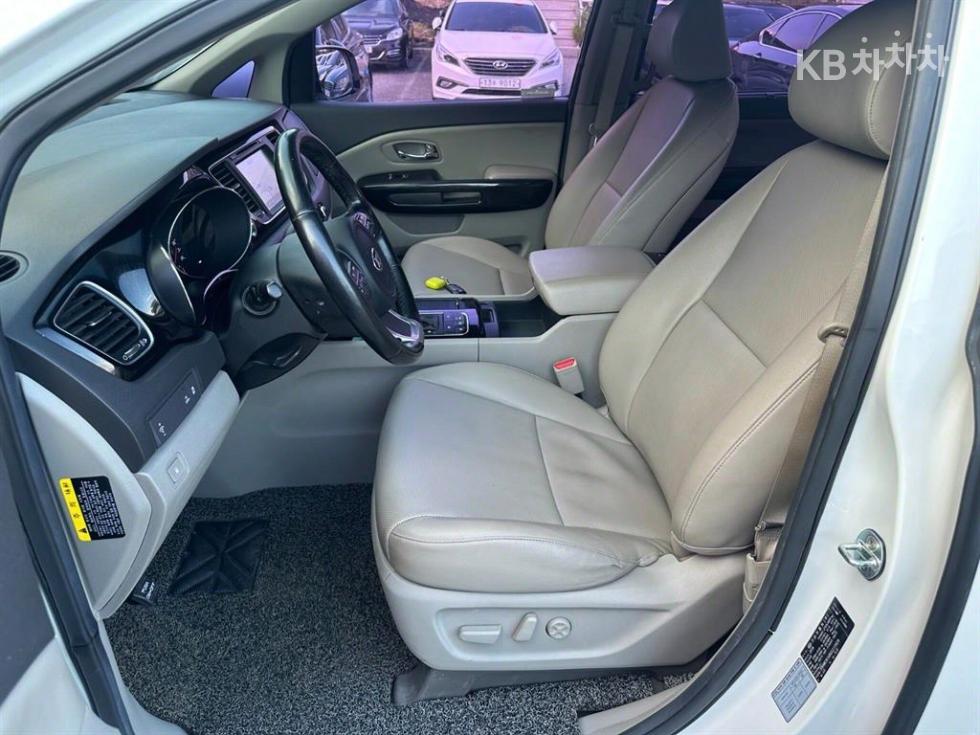 2016 - kia carnival