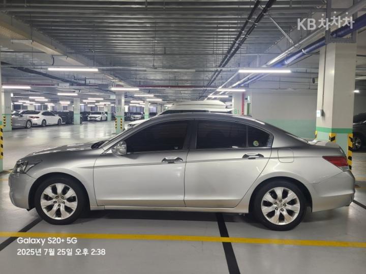 Honda Accord 3.5 Sedan 2008-2012 5