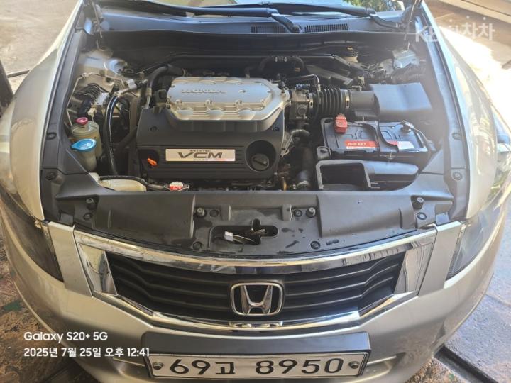 Honda Accord 3.5 Sedan 2008-2012 10