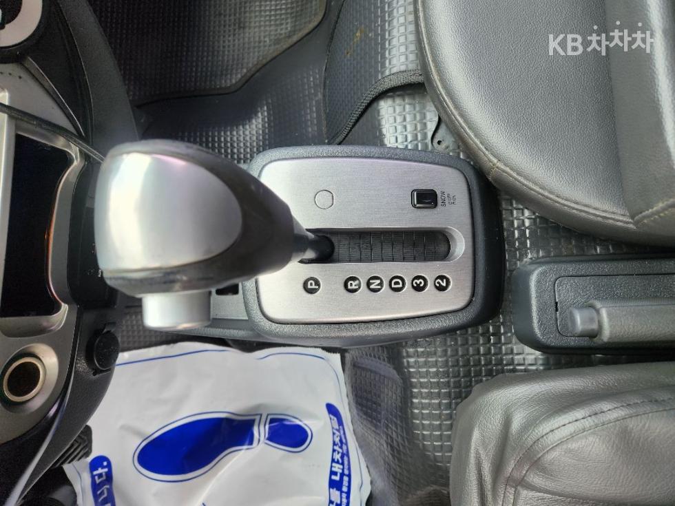 2013 - kia bongo iii