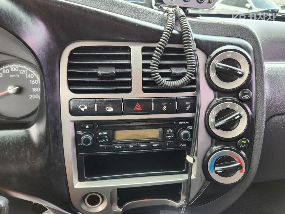 2013 - kia bongo iii
