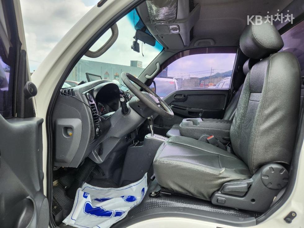 2013 - kia bongo iii