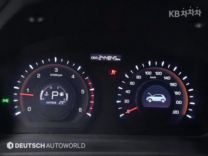 KG Mobility (Ssangyong) Korando New C 2.0 CVS 2WD Premium Type 9