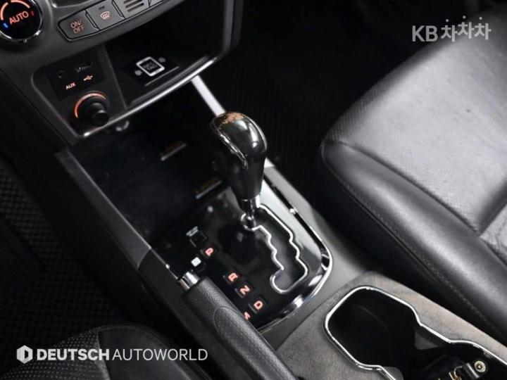 KG Mobility (Ssangyong) Korando New C 2.0 CVS 2WD Premium Type 10