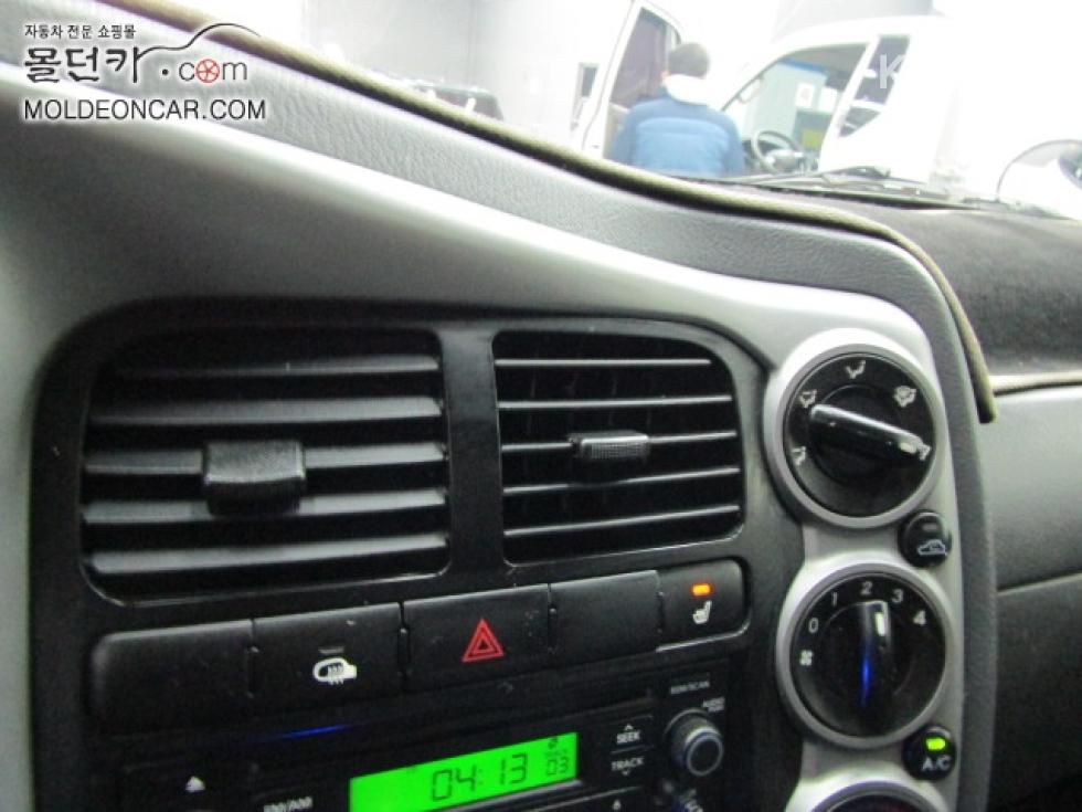 2012 - kia bongo iii