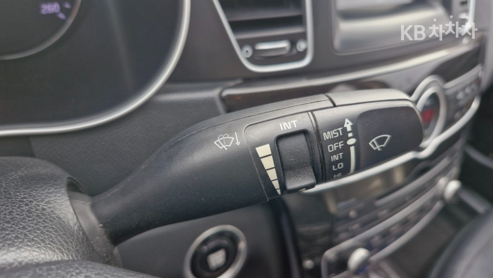 2013 - kia k7