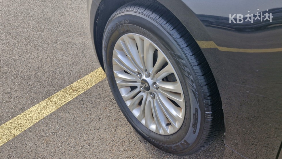 2013 - kia k7