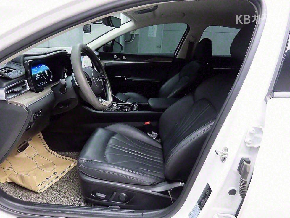 2020 - kia k5
