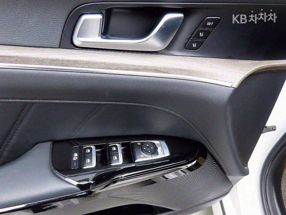 2020 - kia k5