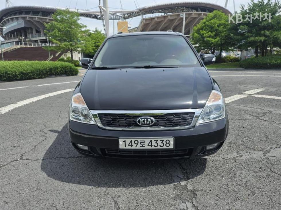 2013 kia carnival
