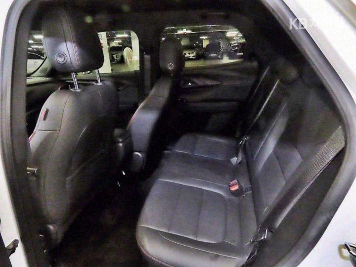 Chevrolet Trailblazer 1.35 Gasoline 2WD RS 8