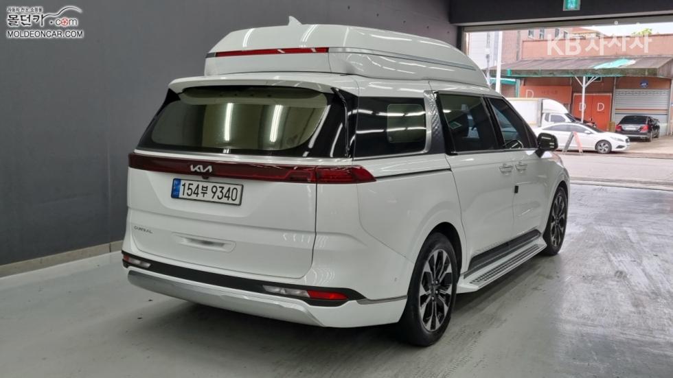 2023 - kia carnival