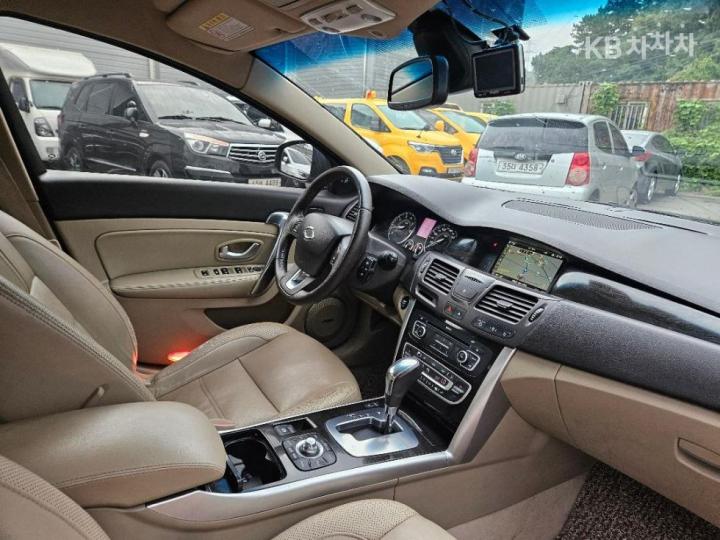 Renault SM5 New Platinum RE Base Type 7