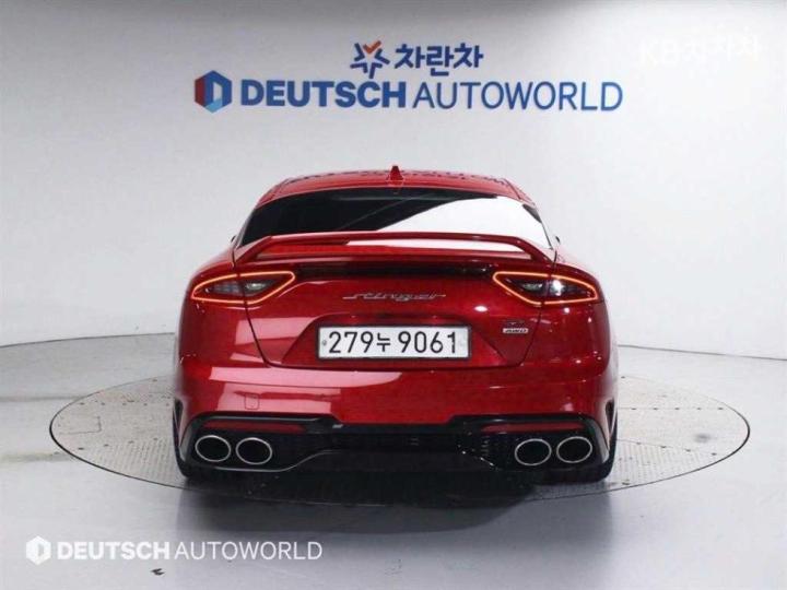 Kia Stinger 3.3 Turbo 4WD GT 5