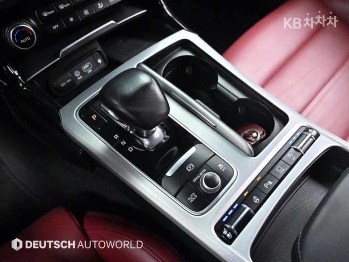 Kia Stinger 3.3 Turbo 4WD GT 10