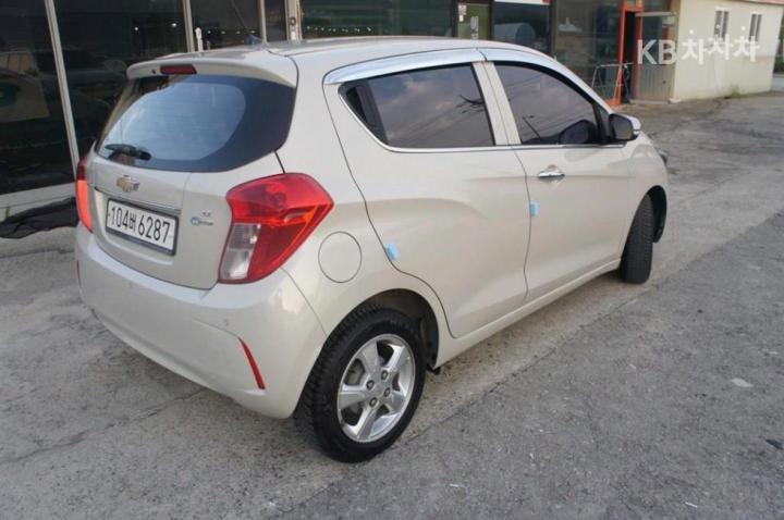 Chevrolet Spark The Next LT Plus 6