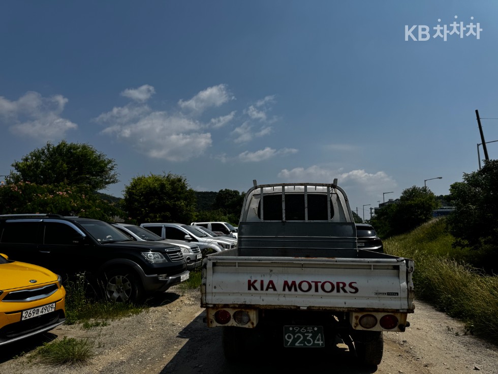 2004 - kia bongo iii