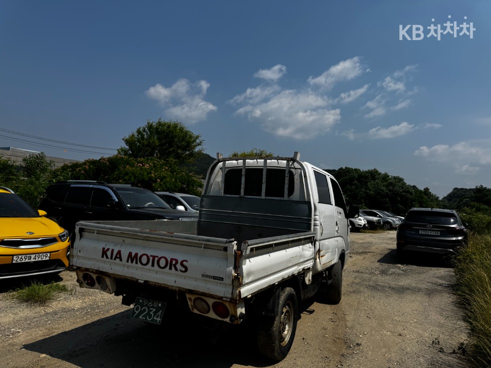 2004 - kia bongo iii