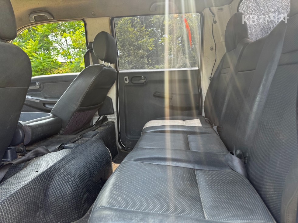 2004 - kia bongo iii