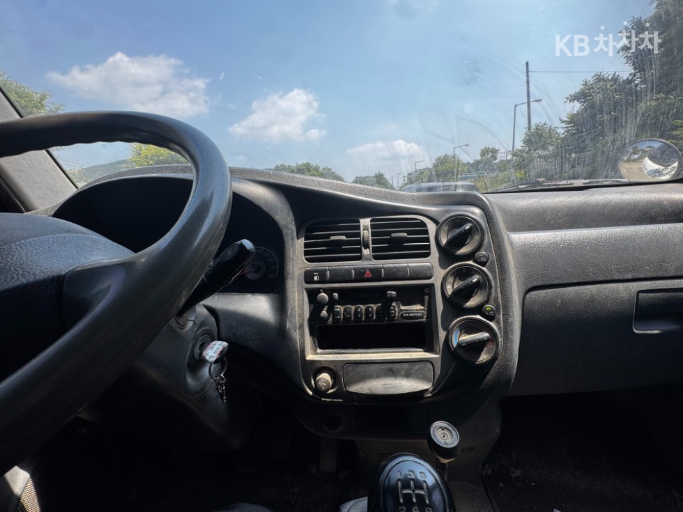 2004 - kia bongo iii